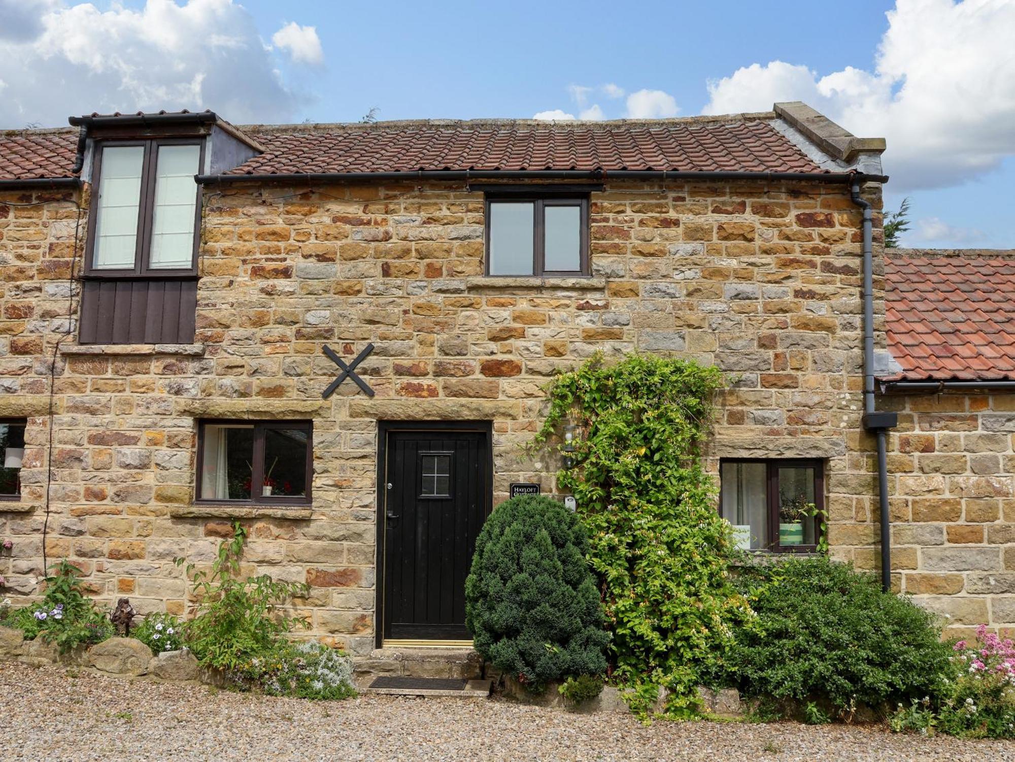 Hayloft Cottage Staintondale Exterior foto